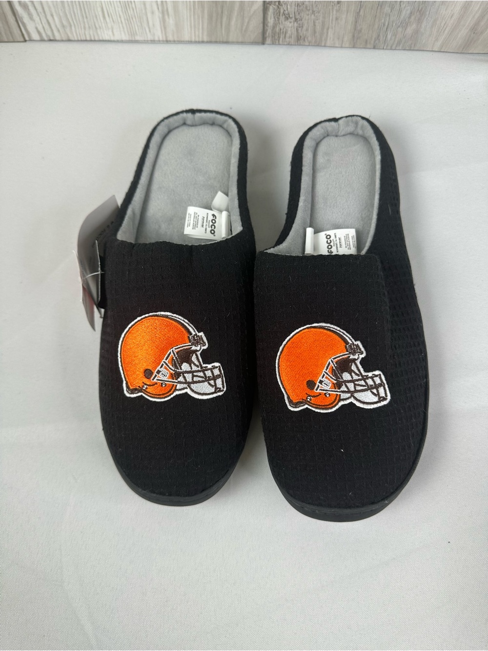 Men’s Cleveland Browns Football Slippers